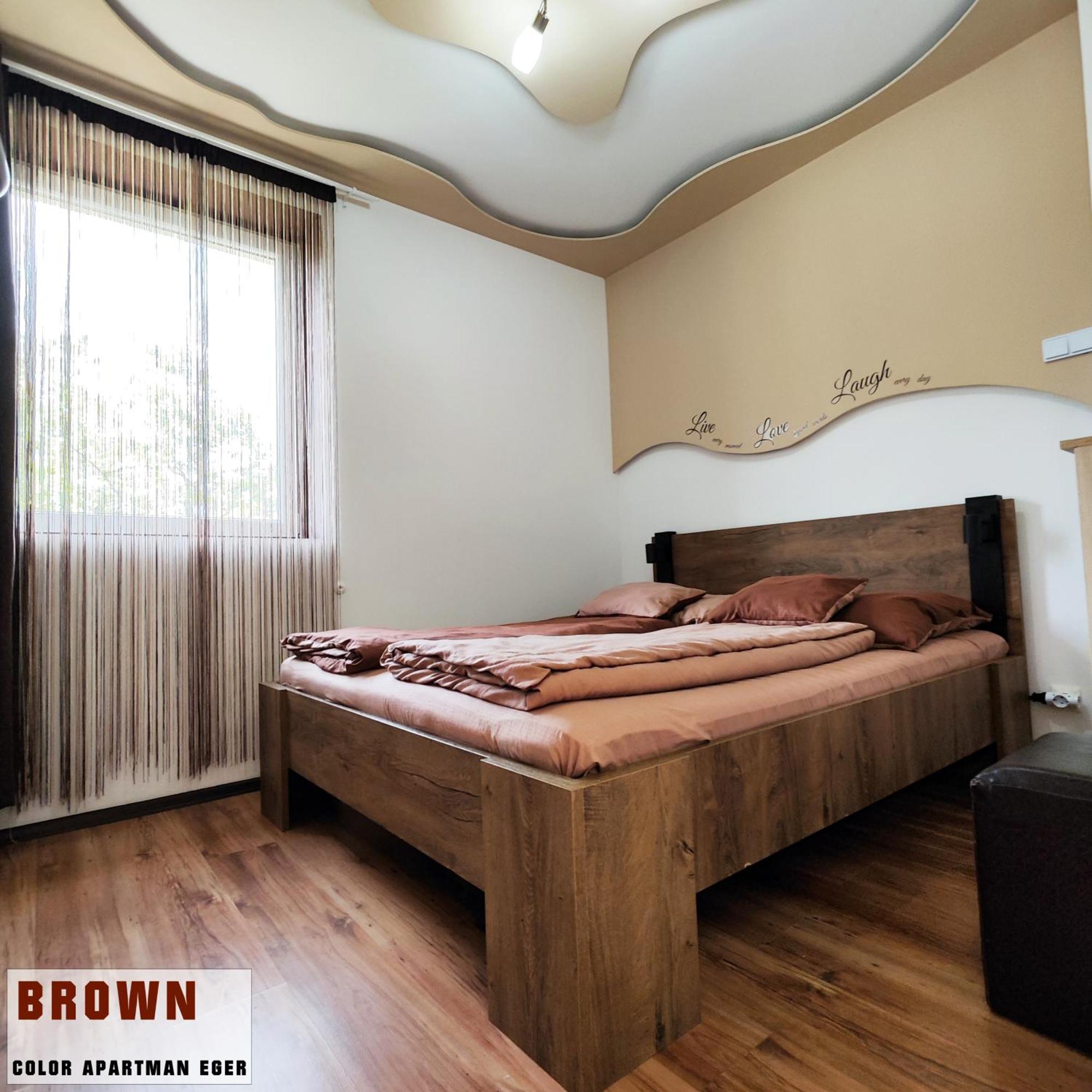 Color Apartmanok Eger Room photo